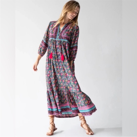 Natural Life Pheobe Floral Maxi Dress Boho
Bohemian Tassel Prairie 3/4 Sleeve - Picture 2 of 13